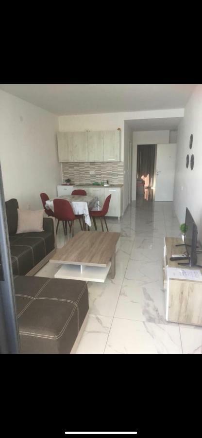 Sea Star Apartments Ulcinj Esterno foto